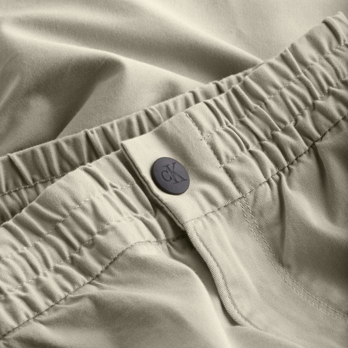 Calvin Klein Chino skinny en sergé de coton